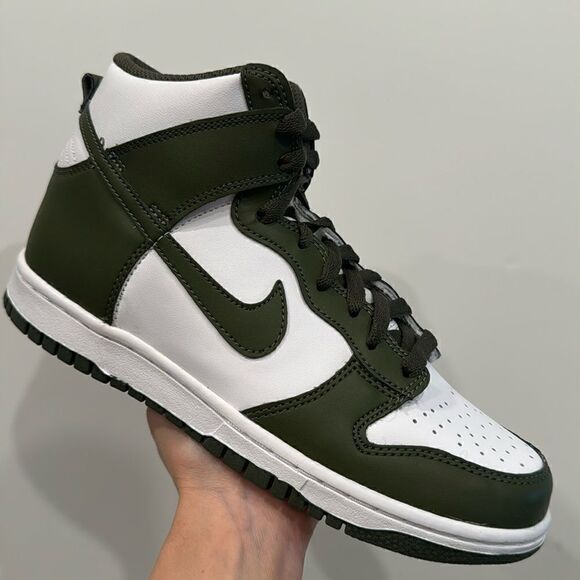 ⭐️NIKE DUNK HI GS SNEAKERS